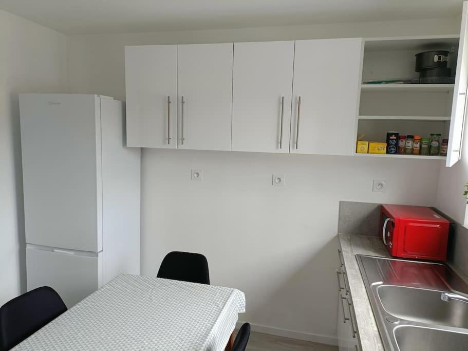 Appartement Entier F3 Renove - Petite Pause A Селеста Экстерьер фото